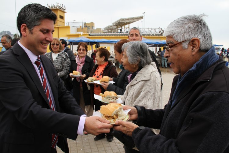 CON CHURRASCO MARINO CONSTITUYENTE INVITAN A PARTICIPAR EN CABILDO REGIONAL