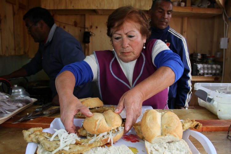 CON CHURRASCO MARINO CONSTITUYENTE INVITAN A PARTICIPAR EN CABILDO REGIONAL