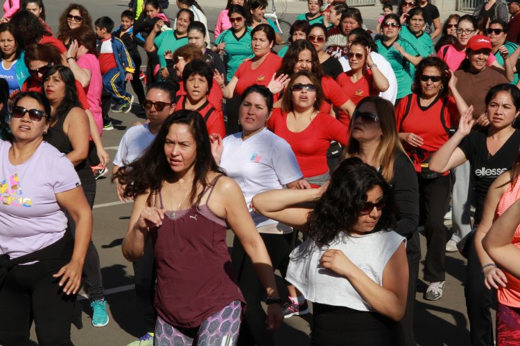 CON AMPLIA CONVOCATORIA SE DESARROLLÓ MASTER CLASS DE ZUMBA POR EL ANIVERSARIO DE LA SERENA
