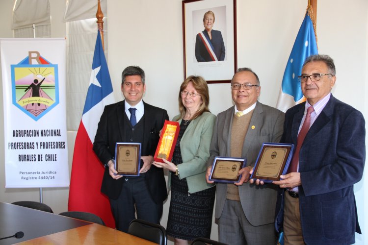 GOBIERNO DESTACA LABOR DE PROFESORES EN EL FORTALECIMIENTO DE LA EDUCACIÓN RURAL