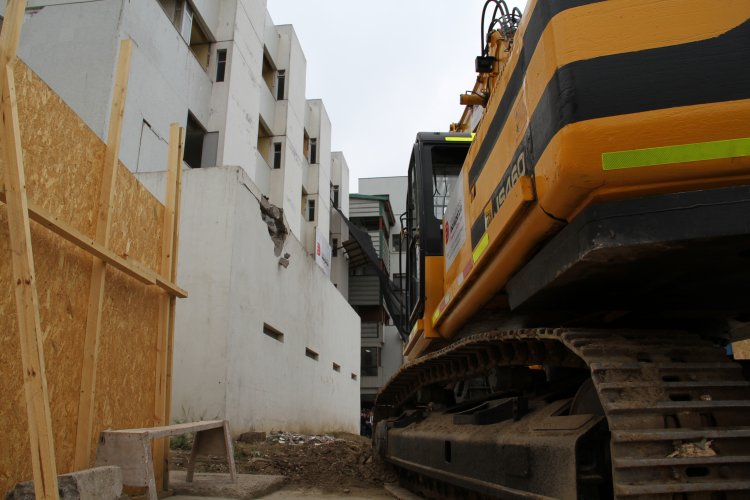COMIENZA DEMOLICIÓN DEL HOSPITAL DE COQUIMBO EN LA TORRE ANTIGUA DAÑADA POR EL TERREMOTO