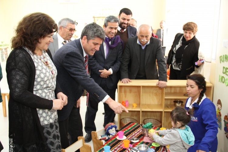 FAMILIAS DESTACAN APORTE DE NUEVOS JARDINES INFANTILES IMPULSADOS POR PROGRAMA DE LA PRESIDENTA BACHELET