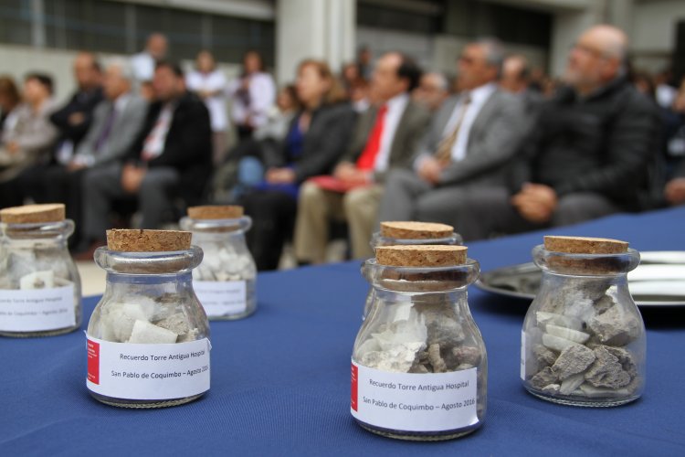 COMIENZA DEMOLICIÓN DEL HOSPITAL DE COQUIMBO EN LA TORRE ANTIGUA DAÑADA POR EL TERREMOTO