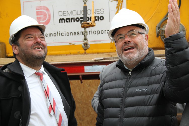 COMIENZA DEMOLICIÓN DEL HOSPITAL DE COQUIMBO EN LA TORRE ANTIGUA DAÑADA POR EL TERREMOTO