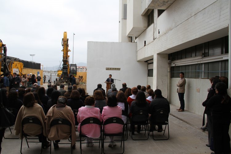 COMIENZA DEMOLICIÓN DEL HOSPITAL DE COQUIMBO EN LA TORRE ANTIGUA DAÑADA POR EL TERREMOTO