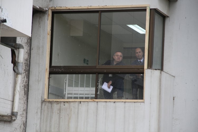 COMIENZA DEMOLICIÓN DEL HOSPITAL DE COQUIMBO EN LA TORRE ANTIGUA DAÑADA POR EL TERREMOTO