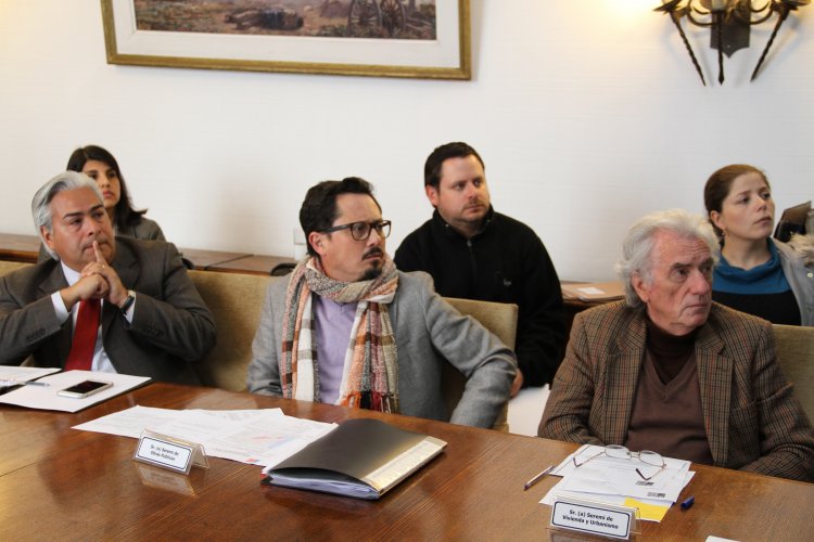 NUEVOS PROYECTOS DE ENERGÍA SOLAR Y EÓLICA AUMENTAN CAPACIDAD DE GENERACIÓN ELÉCTRICA