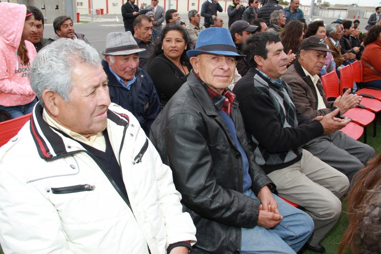 MINISTRA WILLIAMS ENTREGA MÁS DE 460 MILLONES QUE BENEFICIARÁN A MÁS DE MIL PEQUEÑOS MINEROS DE LA REGIÓN