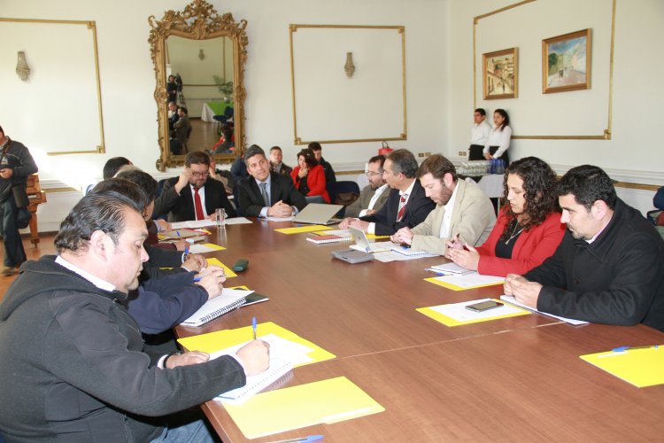 ALCALDES DESTACAN ACUERDOS DE GESTIÓN TRAS REUNIONES POR TERREMOTO Y TSUNAMI