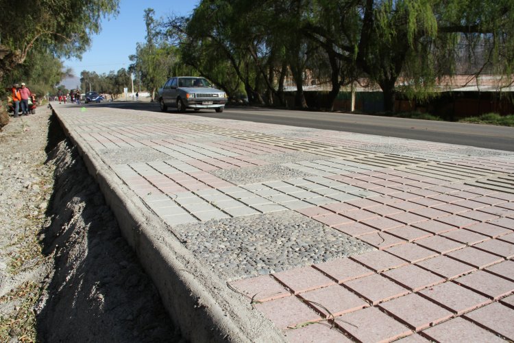 VECINOS DE VICUÑA Y EL TAMBO RECIBEN OBRAS PARA MEJORAR SU SEGURIDAD Y CALIDAD DE VIDA