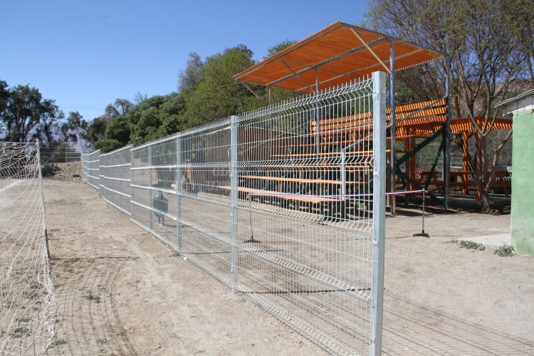 VECINOS DE VICUÑA Y EL TAMBO RECIBEN OBRAS PARA MEJORAR SU SEGURIDAD Y CALIDAD DE VIDA