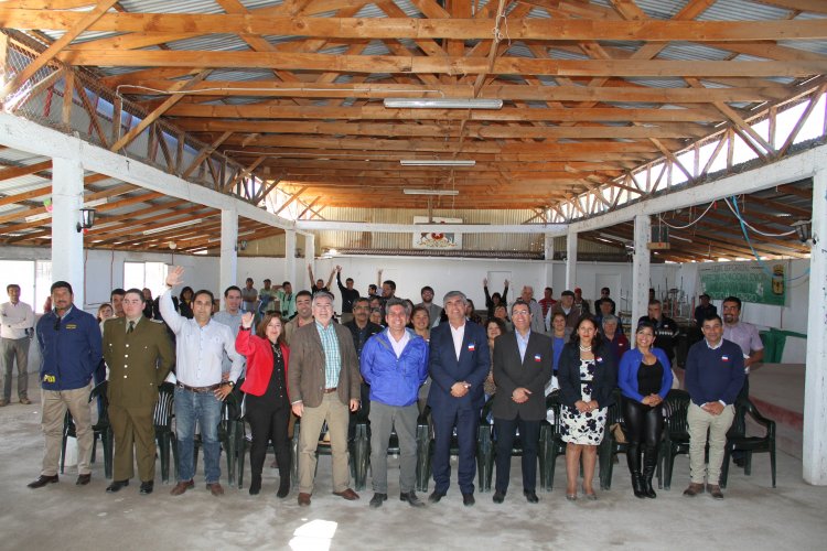 VECINOS DE VICUÑA Y EL TAMBO RECIBEN OBRAS PARA MEJORAR SU SEGURIDAD Y CALIDAD DE VIDA