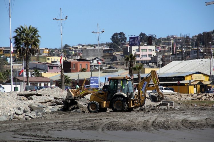 GOBIERNO INICIÓ OBRAS PARA RECUPERAR LA CONECTIVIDAD PEATONAL EN AVENIDA COSTANERA DE COQUIMBO