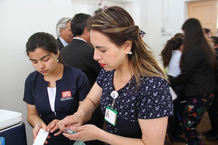 AUTORIDADES LANZAN CAMPAÑA DE VACUNACIÓN CONTRA EL VIRUS PAPILOMA HUMANO