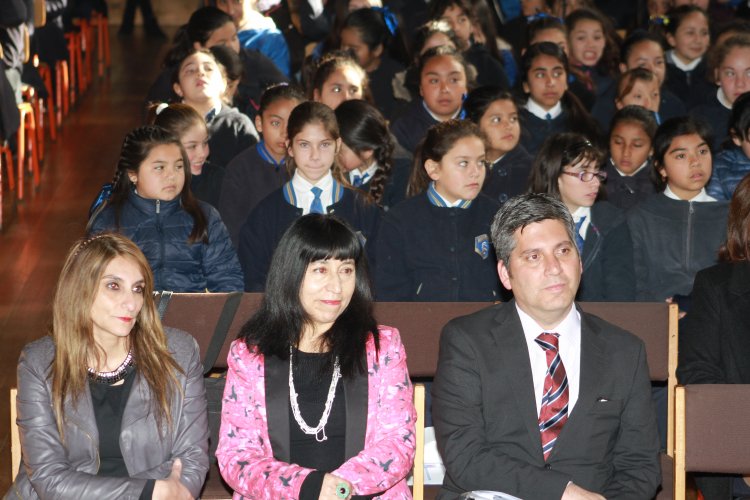 AUTORIDADES LANZAN CAMPAÑA DE VACUNACIÓN CONTRA EL VIRUS PAPILOMA HUMANO