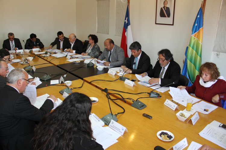 GOBIERNO REGIONAL DEFINE TERCERA PARTE DEL PRESUPUESTO 2016 CON ÉNFASIS EN PROYECTOS QUE GENEREN EMPLEO