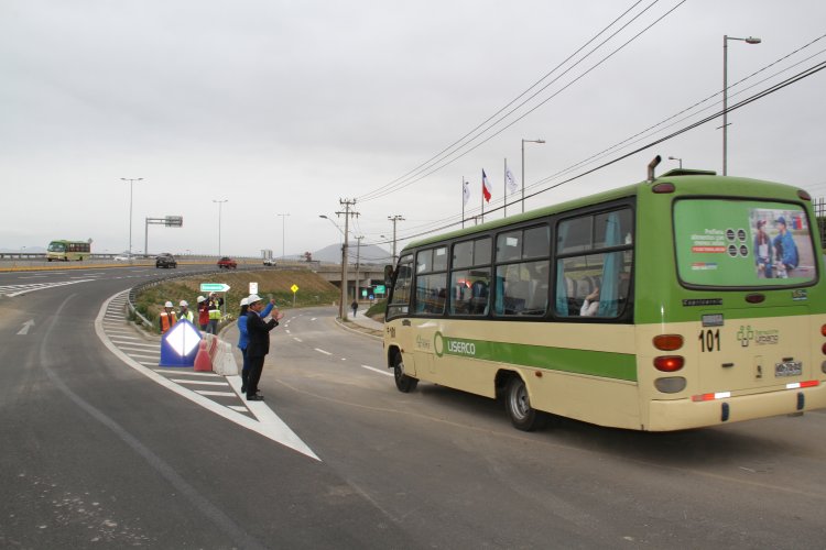 HABILITAN TRÁNSITO POR PASO INFERIOR DE ENLACE JUAN ANTONIO RÍOS CON RUTA 5 EN COQUIMBO