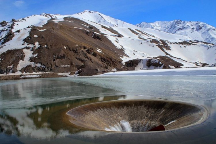 PRESENTAN ESTADO DE EMBALSES A LA BANCA PARA MEJORAR ACCESO A CRÉDITOS A AGRICULTORES REGIONALES
