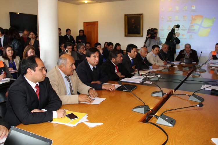 GOBIERNO CONMEMORA UN AÑO DEL 16S Y SELLA ACUERDO CON MUNICIPIOS PARA ABORDAR RECONSTRUCCIÓN