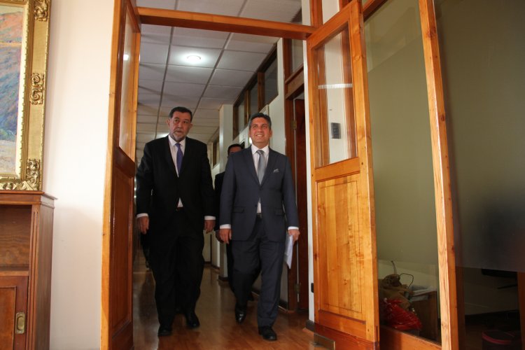 GOBIERNO CONMEMORA UN AÑO DEL 16S Y SELLA ACUERDO CON MUNICIPIOS PARA ABORDAR RECONSTRUCCIÓN