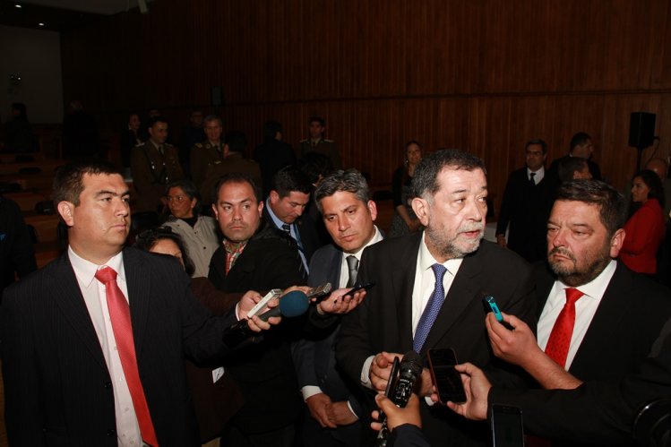 GOBIERNO CONMEMORA UN AÑO DEL 16S Y SELLA ACUERDO CON MUNICIPIOS PARA ABORDAR RECONSTRUCCIÓN