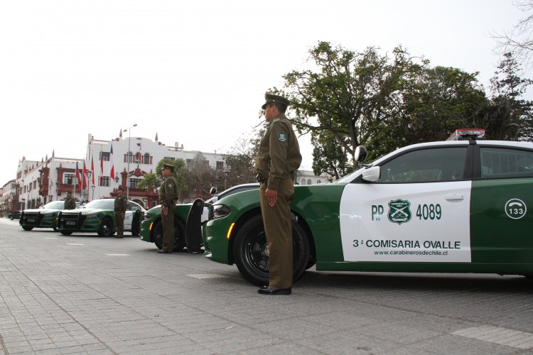 ENTREGAN NUEVOS VEHÍCULOS POLICIALES PARA CARABINEROS DE ELQUI Y LIMARÍ