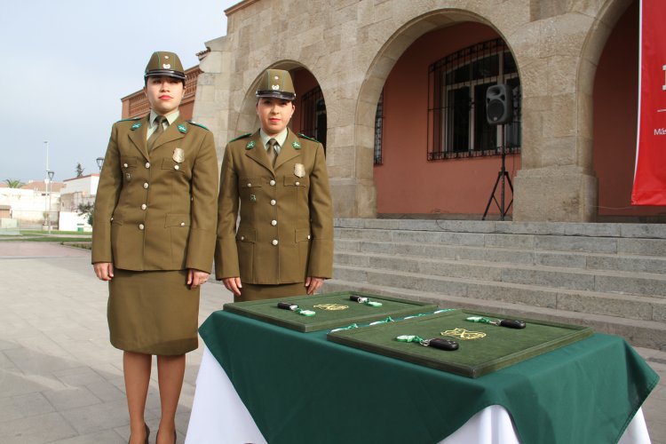 ENTREGAN NUEVOS VEHÍCULOS POLICIALES PARA CARABINEROS DE ELQUI Y LIMARÍ