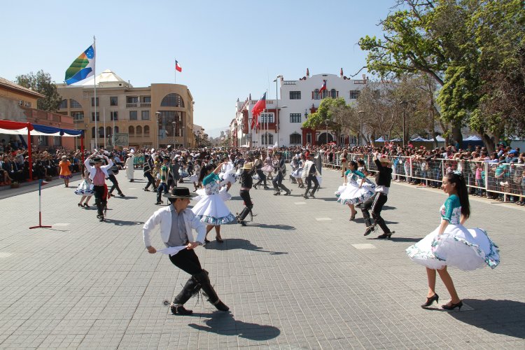 CON RECUERDO A VÍCTIMAS DEL 16-S SE REALIZÓ TE DEUM DE FIESTAS PATRIAS