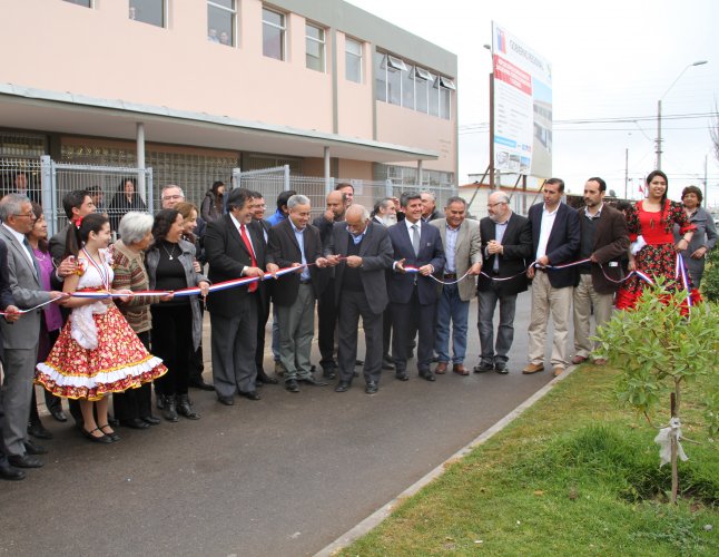 INAUGURAN CENTRO COMUNITARIO Y CULTURAL DE LA ANTENA EN LA SERENA