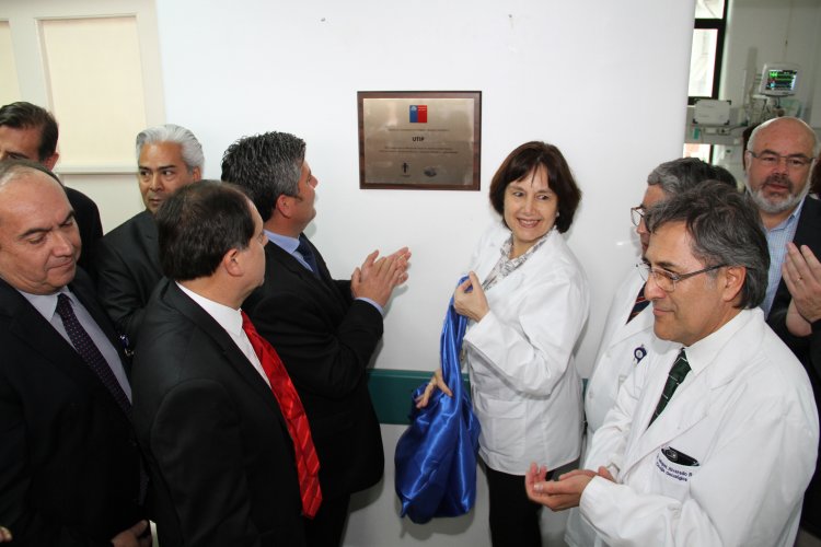 GOBIERNO INAUGURA UNIDADES DENTALES MÓVILES Y DA INICIO A LAS OBRAS CONSTRUCCIÓN DEL CESFAM EL SAUCE EN COQUIMBO