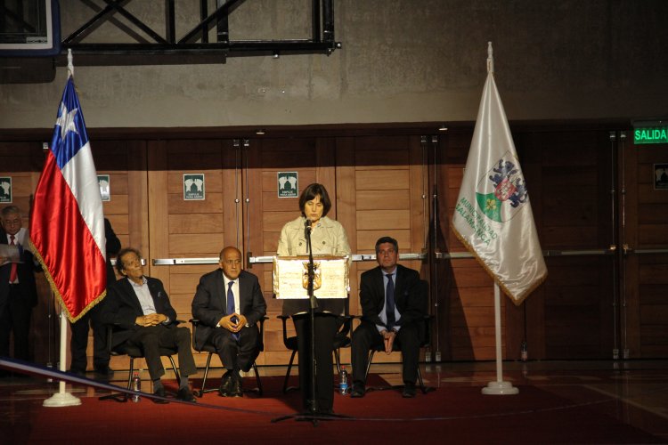 MÁS DE DOS MIL PERSONAS PARTICIPARON EN INAUGURACIÓN DEL NUEVO GIMNASIO TECHADO DE SALAMANCA