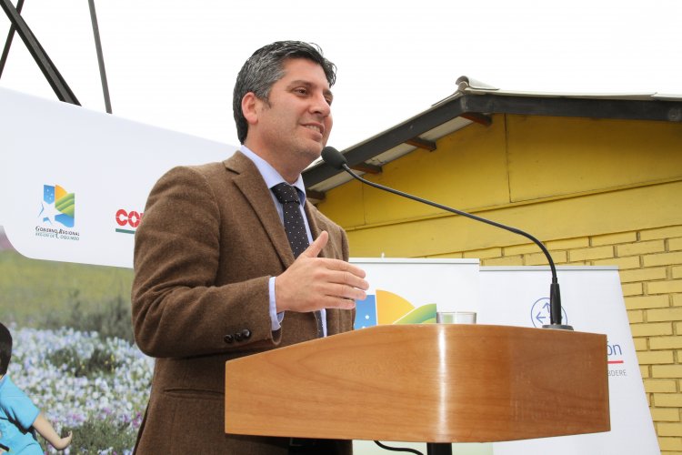 LUEGO DE 30 AÑOS SIN LUZ, EL ROMERAL RECIBE SUMINISTRO ELÉCTRICO CON APOYO DEL GOBIERNO Y SECTOR PRIVADO