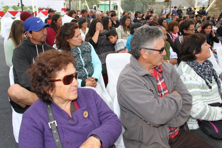 LUEGO DE 30 AÑOS SIN LUZ, EL ROMERAL RECIBE SUMINISTRO ELÉCTRICO CON APOYO DEL GOBIERNO Y SECTOR PRIVADO