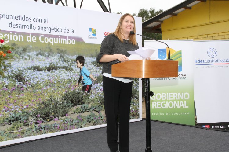 LUEGO DE 30 AÑOS SIN LUZ, EL ROMERAL RECIBE SUMINISTRO ELÉCTRICO CON APOYO DEL GOBIERNO Y SECTOR PRIVADO