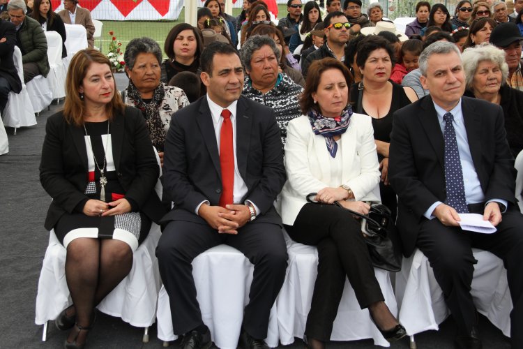 LUEGO DE 30 AÑOS SIN LUZ, EL ROMERAL RECIBE SUMINISTRO ELÉCTRICO CON APOYO DEL GOBIERNO Y SECTOR PRIVADO