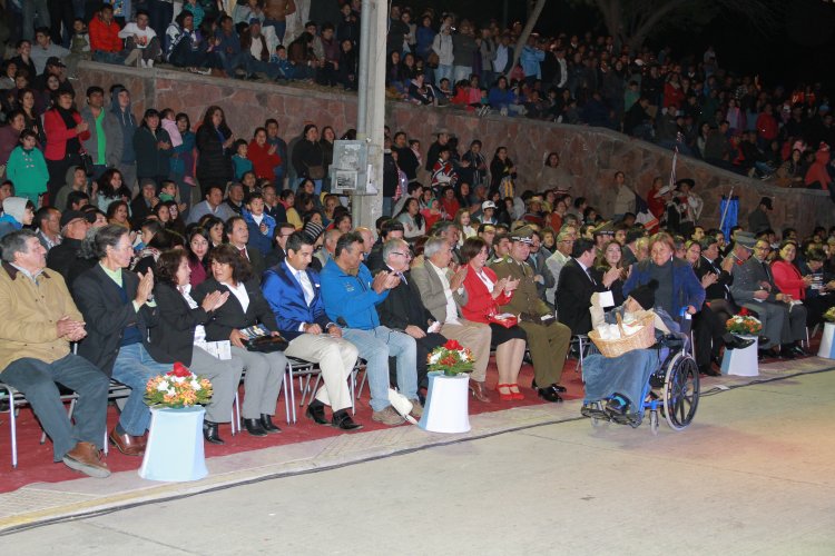 INTENDENTE IBÁÑEZ DESTACÓ REALIZACIÓN DE OBRAS EMBLEMÁTICAS DURANTE ACTO OFICIAL DE ANIVERSARIO DE MONTE PATRIA