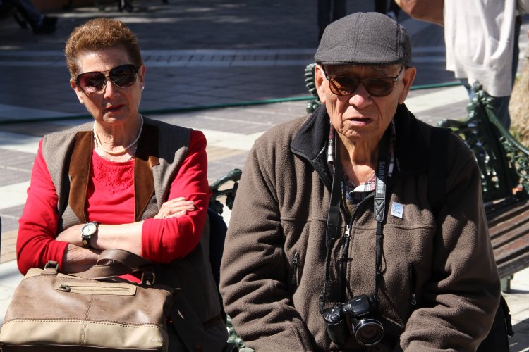 ADULTOS MAYORES DESARROLLARÁN SUS PROYECTOS CON RECURSOS OTORGADOS POR EL GOBIERNO A TRAVÉS DE SENAMA