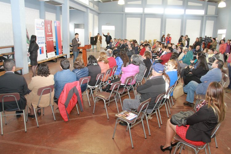 GOBIERNO DIALOGA CON ADULTOS MAYORES DE LA SERENA SOBRE PROPUESTAS PARA MEJORAR LAS PENSIONES