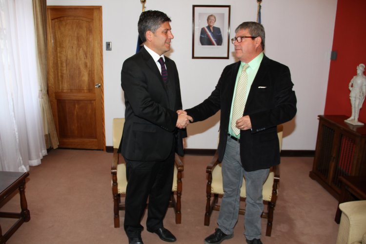 NUEVO SEREMI DE MEDIO AMBIENTE SE INTEGRA AL GABINETE REGIONAL