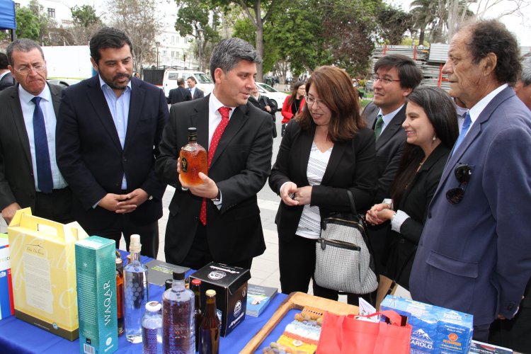 CON MUESTRA DE EMPRENDIMIENTOS LOCALES GOBIERNO PROMUEVE SEMANA DE LA PYME