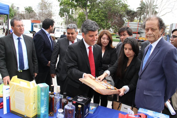 CON MUESTRA DE EMPRENDIMIENTOS LOCALES GOBIERNO PROMUEVE SEMANA DE LA PYME