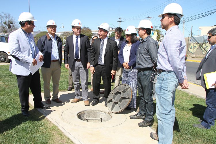 COLECTOR DE AGUAS LLUVIAS DE CANAL ROMERAL SOLUCIONA PROBLEMAS DE INUNDACIÓN FRENTE AL HOSPITAL DE OVALLE