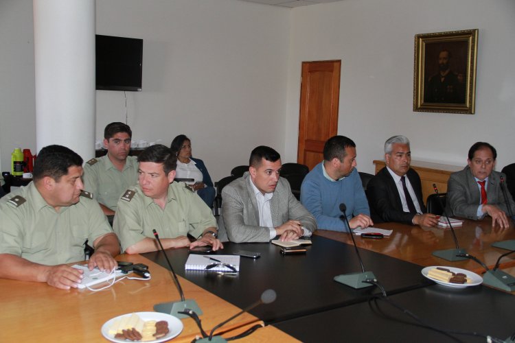 PRESIDENCIA PREPARA LA FIESTA DE NAVIDAD EN COQUIMBO CON EL INTENDENTE CLAUDIO IBÁÑEZ A CARGO DE LA COORDINACIÓN