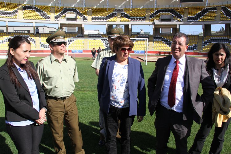 PRESIDENCIA PREPARA LA FIESTA DE NAVIDAD EN COQUIMBO CON EL INTENDENTE CLAUDIO IBÁÑEZ A CARGO DE LA COORDINACIÓN