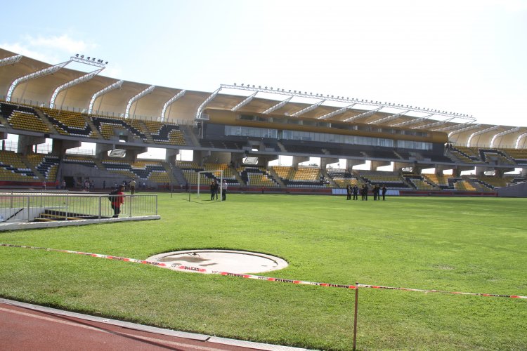 PRESIDENCIA PREPARA LA FIESTA DE NAVIDAD EN COQUIMBO CON EL INTENDENTE CLAUDIO IBÁÑEZ A CARGO DE LA COORDINACIÓN