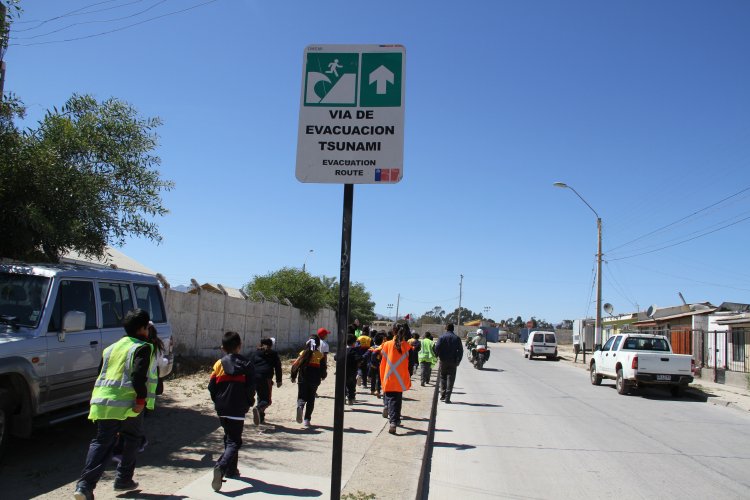 GOBIERNO PREPARA NUEVO EJERCICIO DE EVACUACIÓN EN SEIS COMUNAS POR TERREMOTO Y TSUNAMI