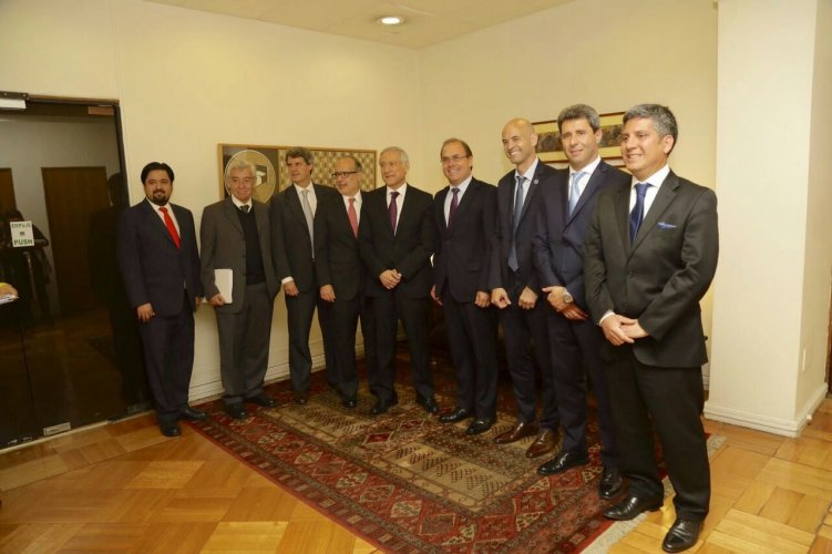 COMIENZA CUENTA REGRESIVA PARA DEFINIR LA EMPRESA QUE CONSTRUIRÁ TÚNEL AGUA NEGRA