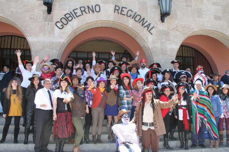 FUNCIONARIOS DEL GOBIERNO REGIONAL DE COQUIMBO CELEBRAN SUS 20 AÑOS