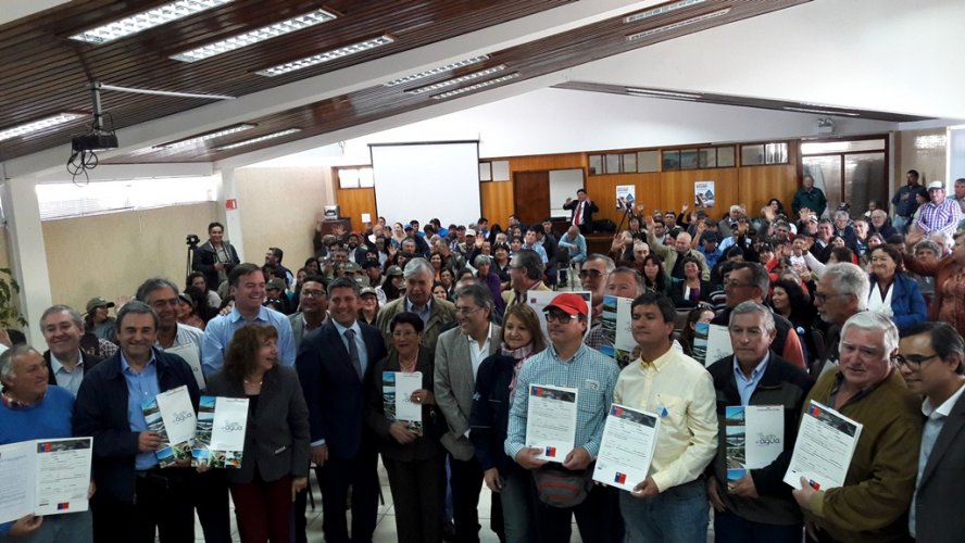 GOBIERNO ENTREGÓ RECURSOS QUE IMPLICAN MÁS DE $5.500 MILLONES EN OBRAS DE RIEGO