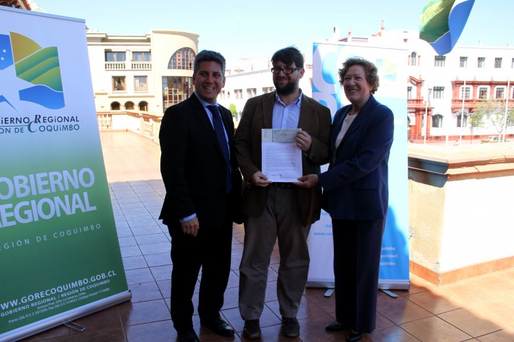 GOBIERNO REGIONAL ENTREGA RECURSOS A LOS GANADORES DEL PRIMER FONDO EDITORIAL BINACIONAL